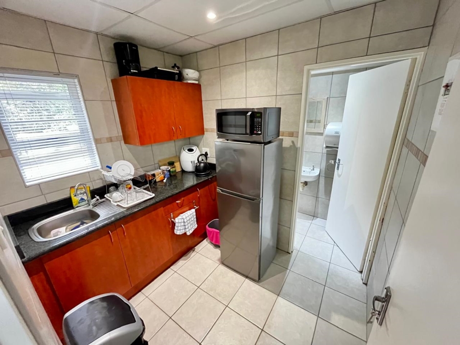 To Let commercial Property for Rent in Berea Eastern Cape